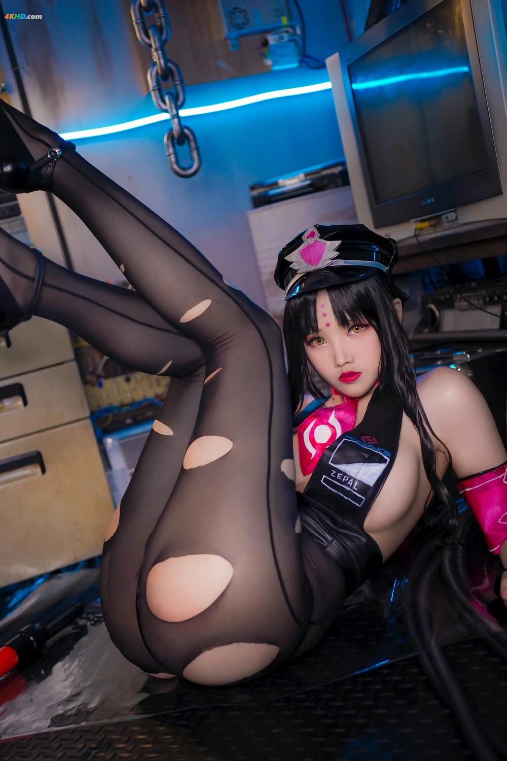 《KaYa Huang – Kiara Sessyoin[40MB-18photos]》图集预览