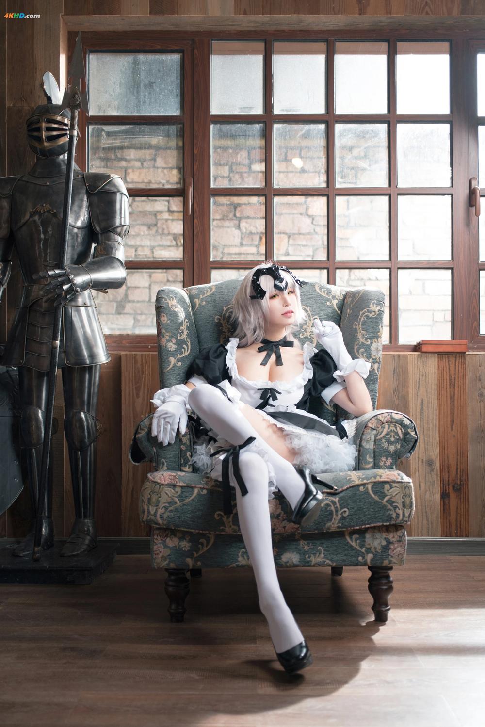 《爱老师_PhD NO.024 – 黑贞德 GK手办女仆[182MB-14photos]》图集预览