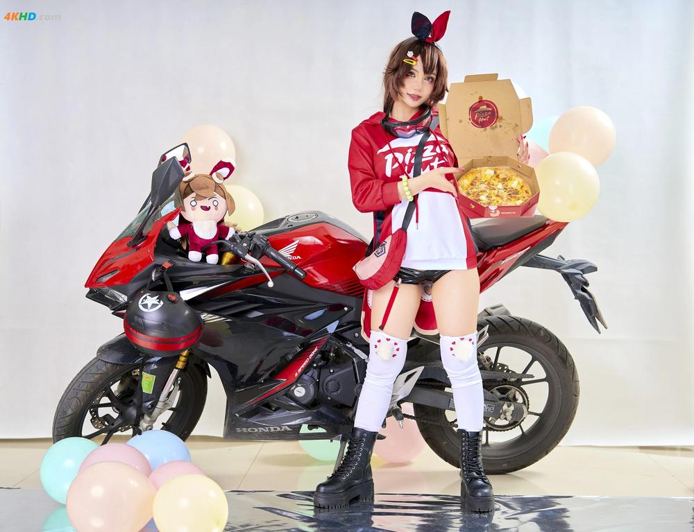 《Joyce – Amber Pizza[225MB-37photos]》图集预览