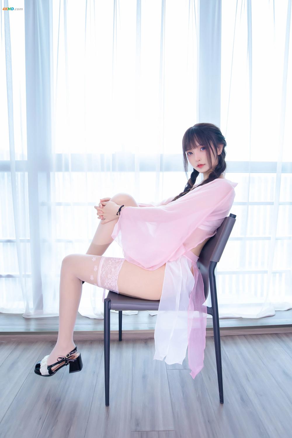 《神楽板真冬 NO.126 – 桃花潭水[119MB-75photos]》图集预览