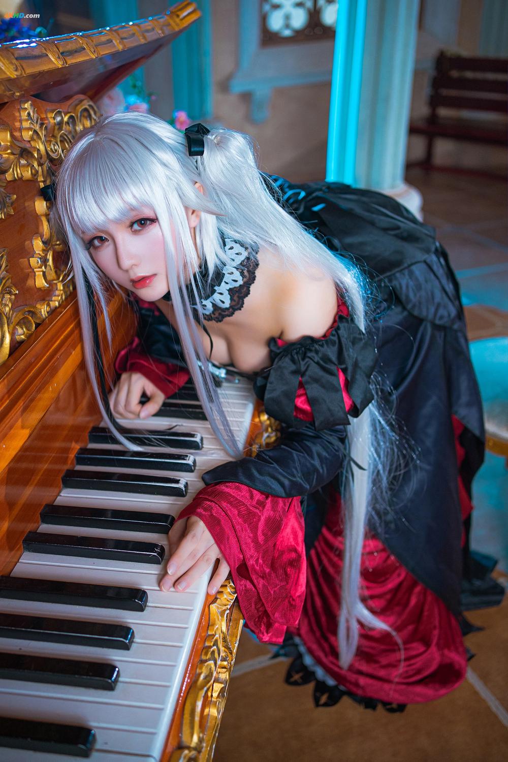 《星之迟迟 – 篝之雾枝礼服包[108MB-37photos]》图集预览