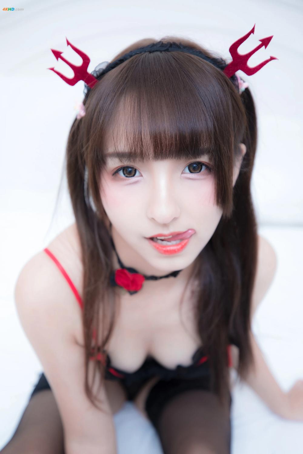 《Coser@神楽坂真冬 Vol.039 电子相册-小恶魔《Little Devil》[198MB-150photos]》图集预览
