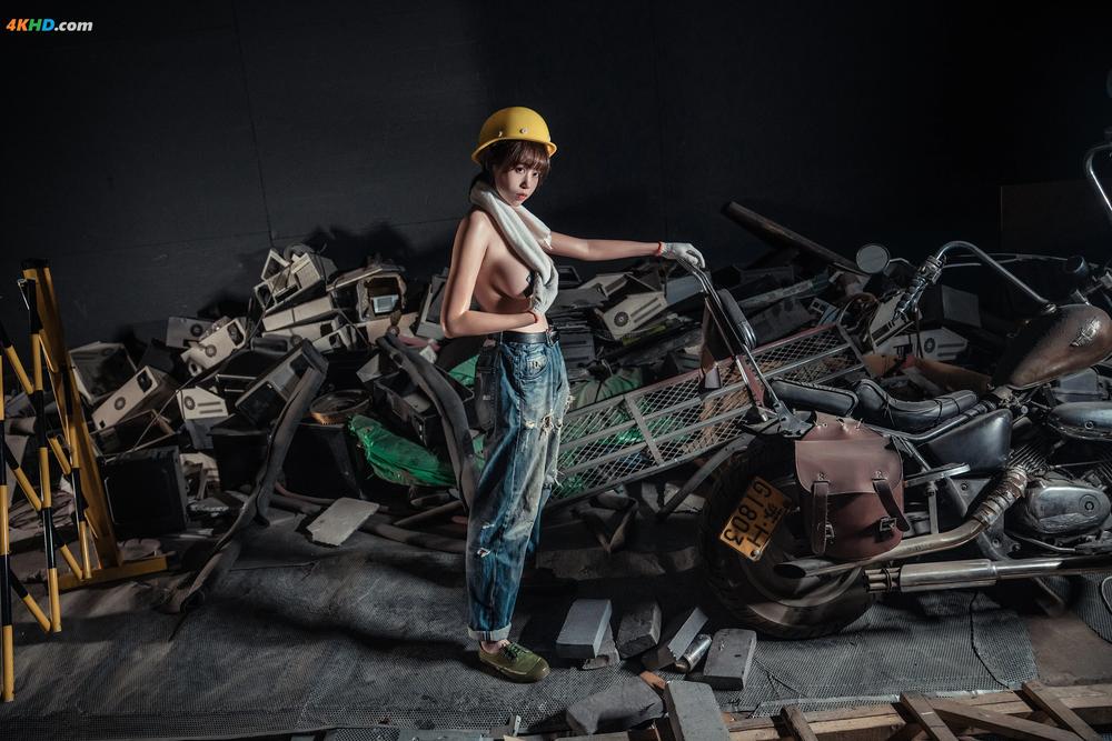 《奈汐酱nice – NO.15 -咱们工人有力量[632MB-35photos]》图集预览