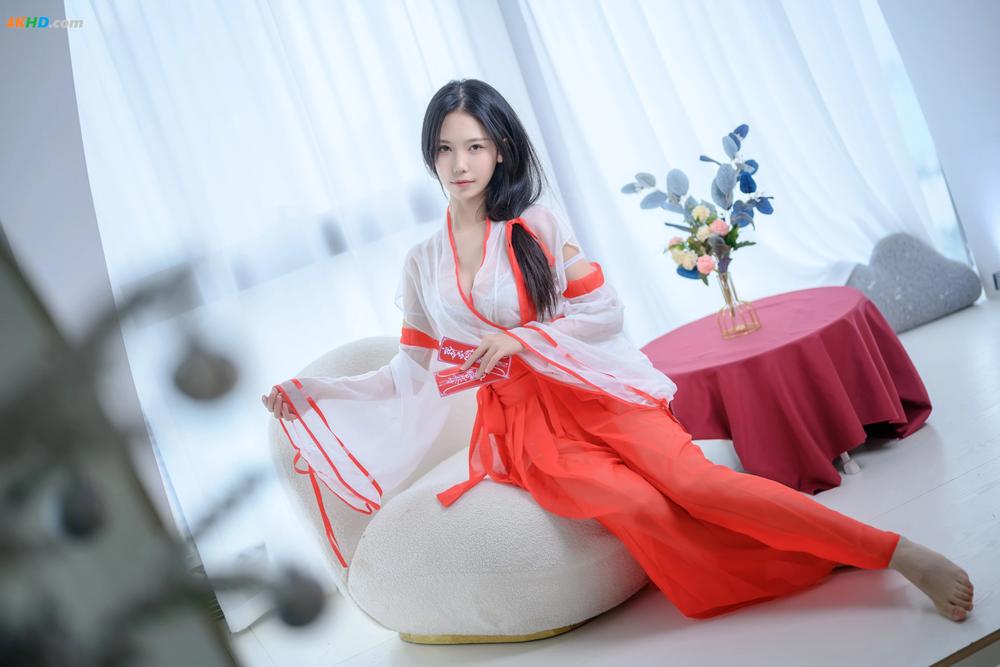 《Coser@抖娘-利世 Vol.072 私人驱邪[1163MB-48photos]》图集预览