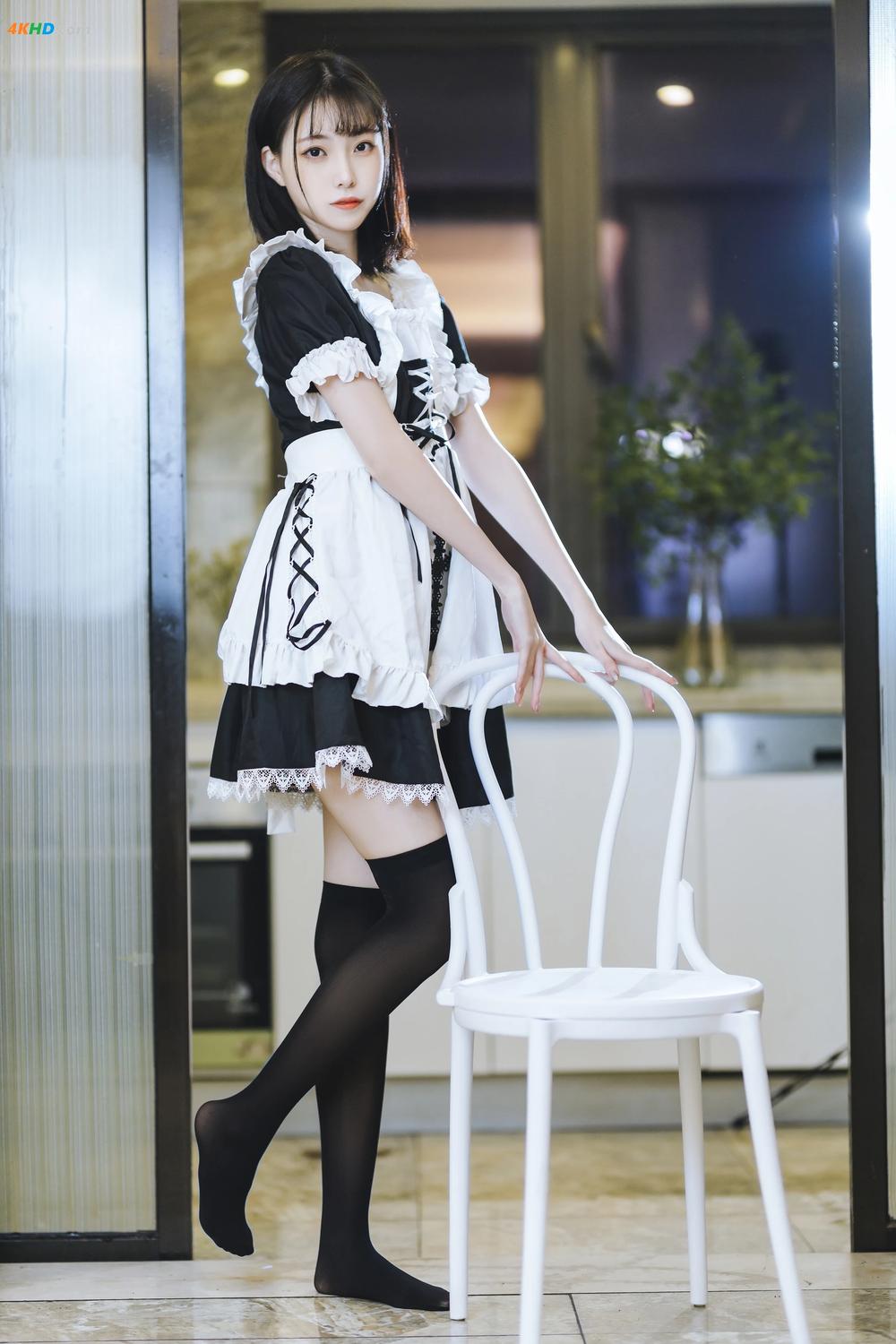 《(Cosplay) 许岚LAN – 短裙女仆(372MB)(40photos)》图集预览
