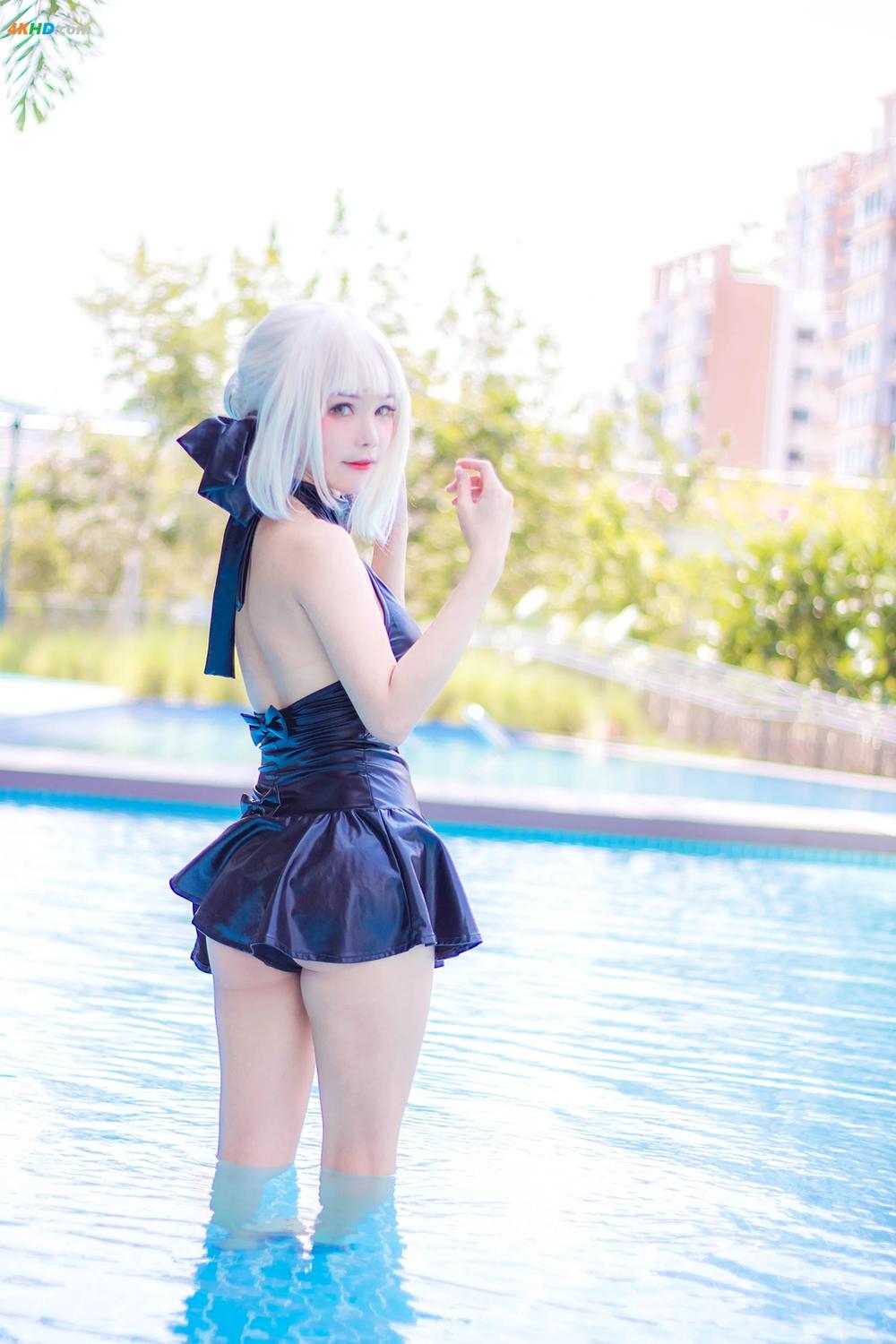 《Kitkat Cosplay 9 – Saber Alter Swimsuit(22MB)(29photos)》图集预览