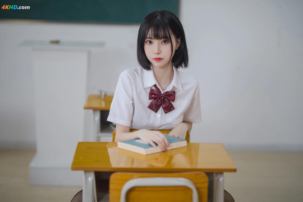 《cosplay 许岚LAN – 教室jk黑丝(249MB)(40photos)》图集预览