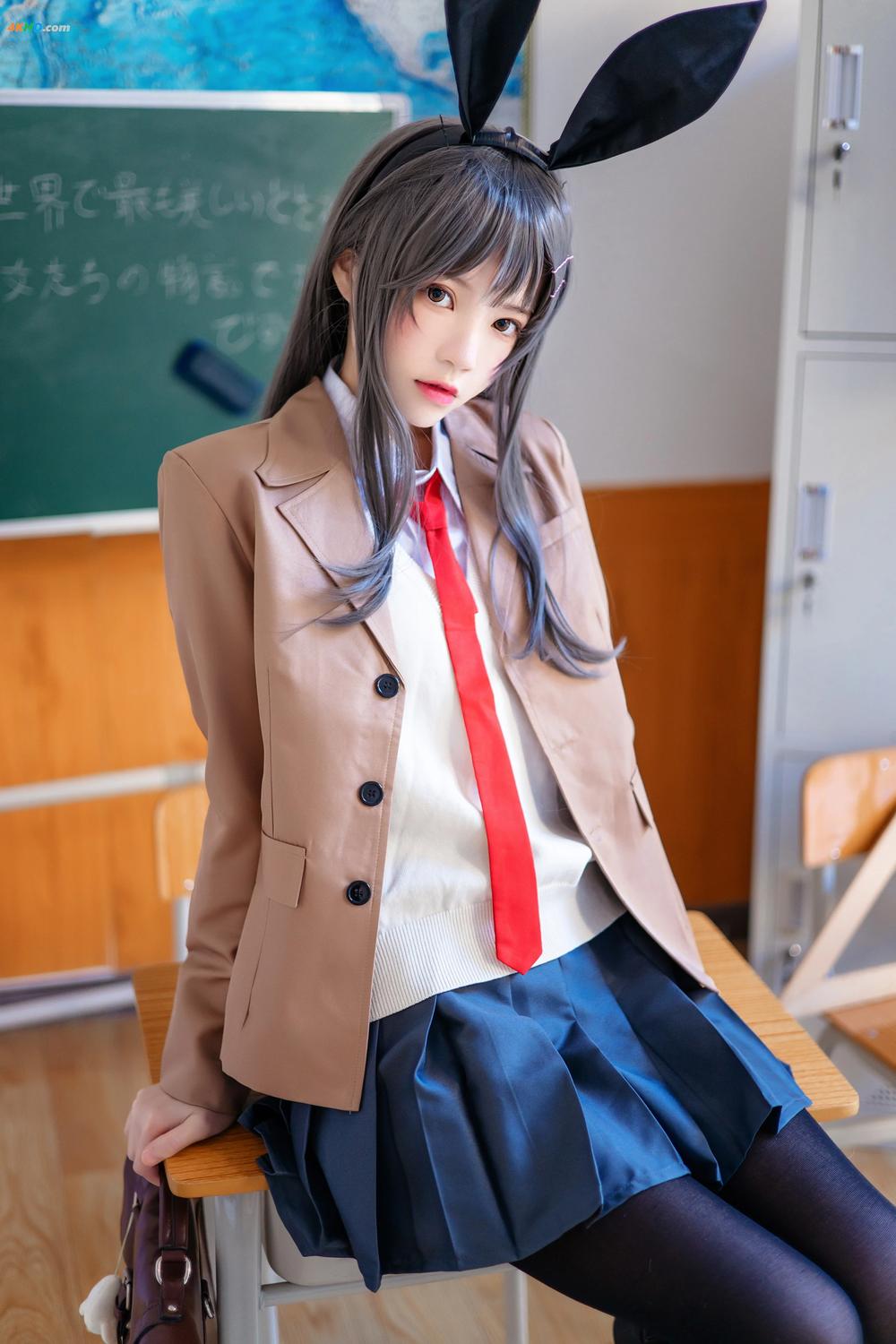 《Cherry Neko – Mai Sakurajima School(120MB)(52photos)》图集预览