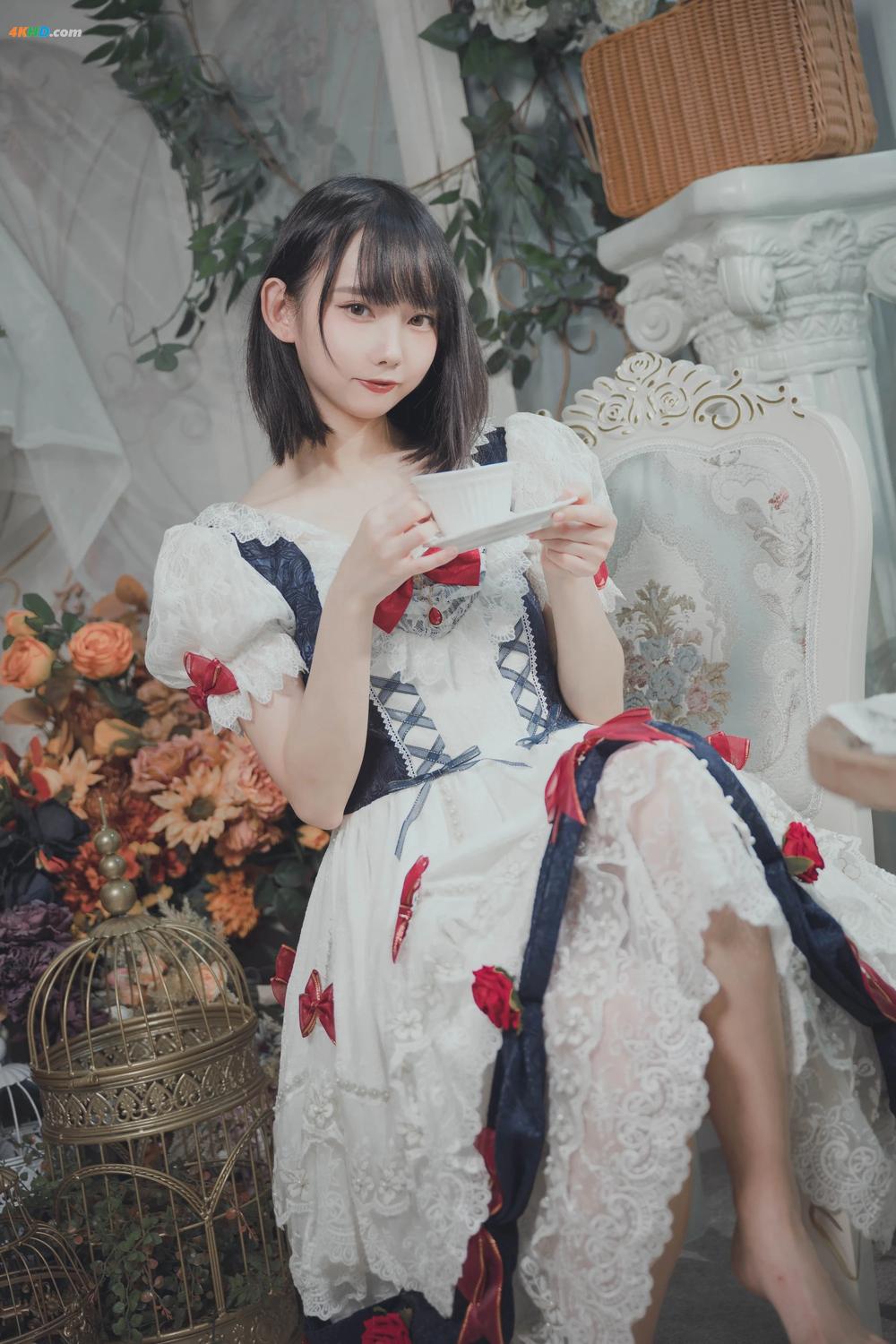 《[Patreon] Azuki – patreon 2022.08(566MB)(77photos)》图集预览
