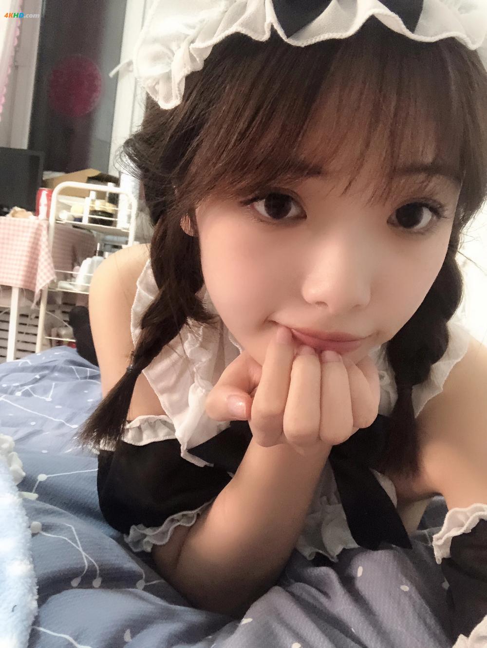 《Coser@雯妹不讲道理 No.003 自拍本（1号本）(294MB)(82photos)》图集预览