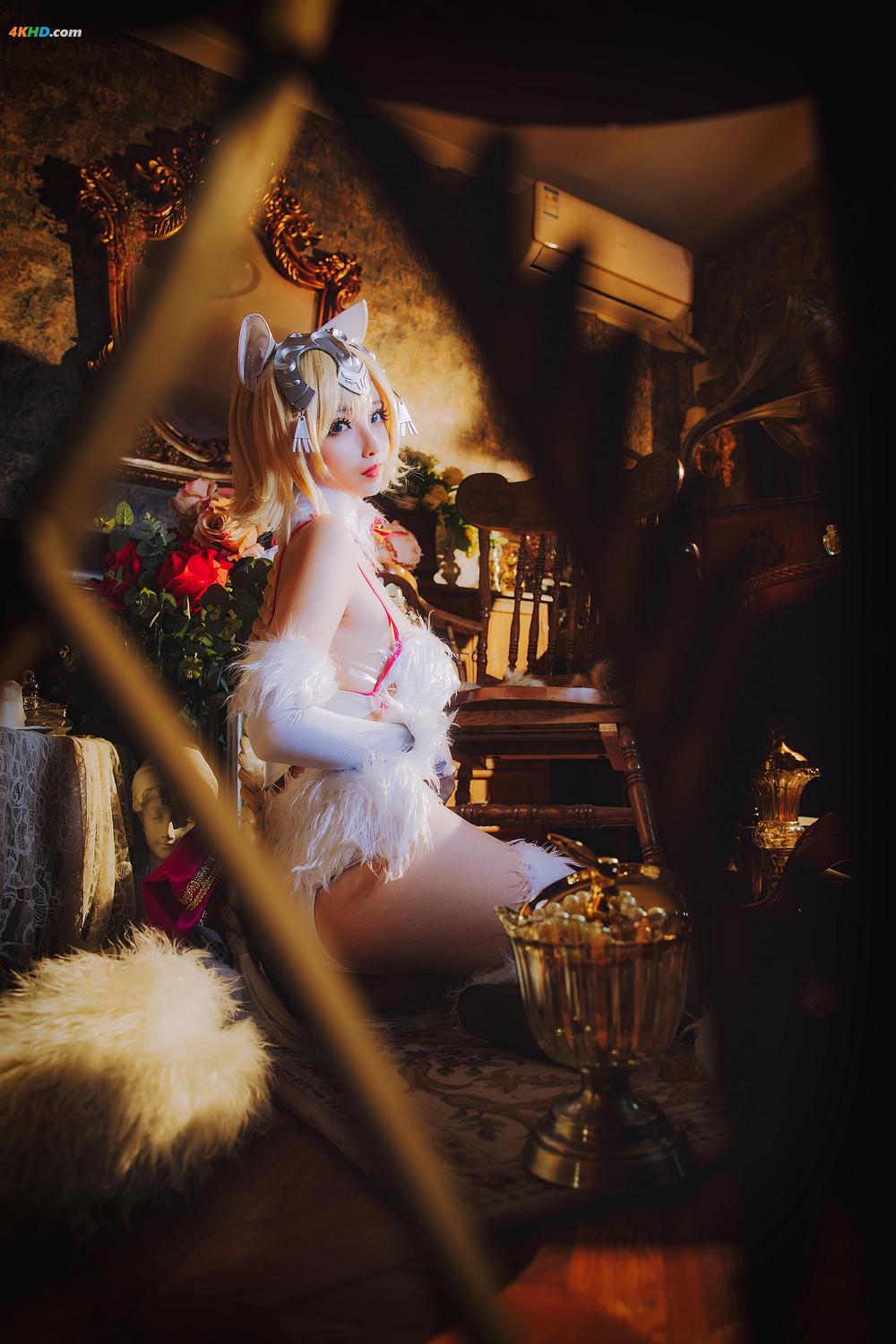 《rioko凉凉子 NO.006 Jeanne d’Arc(200MB)(16photos)》图集预览