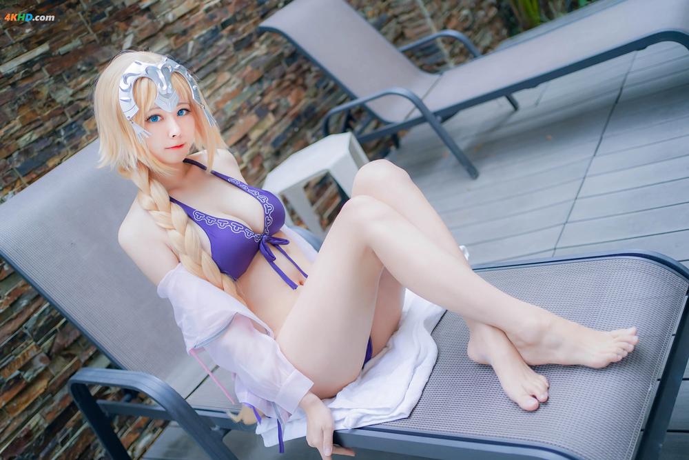 《(Cosplay) Arty Huang – Jeanne d’Arc bikini(18MB)(15photos)》图集预览