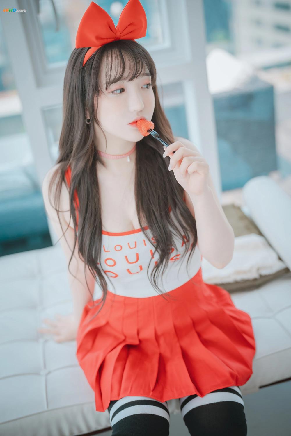《DJAWA Photo – Son Ye-Eun (손예은) – Strawbeery Girl Uncensored(563MB)(82photos)》图集预览