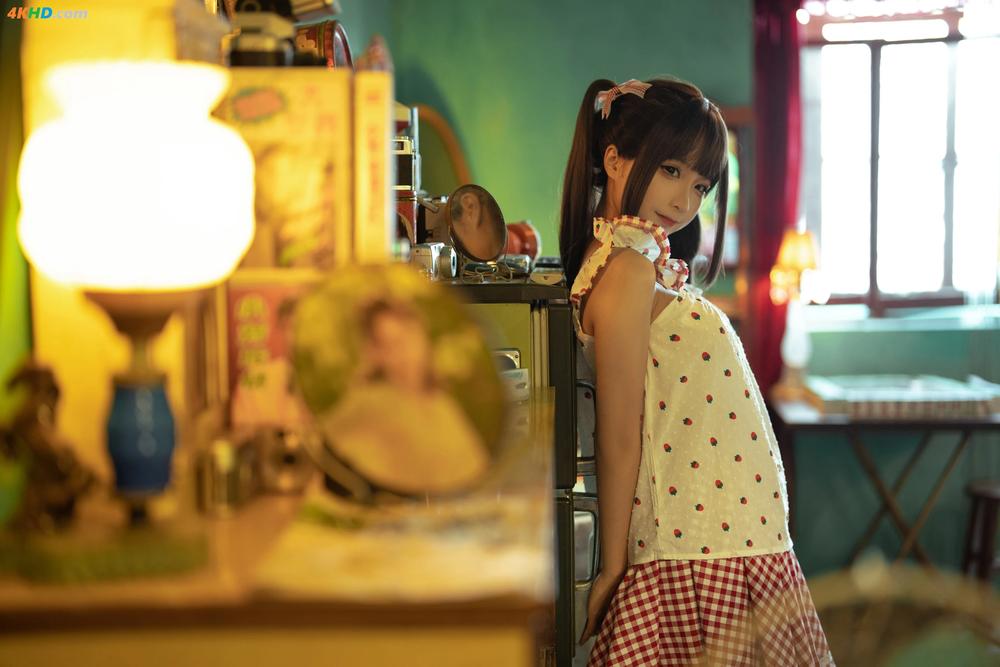 《Chunmomo – Strawberry Shirt(217MB)(118photos)》图集预览