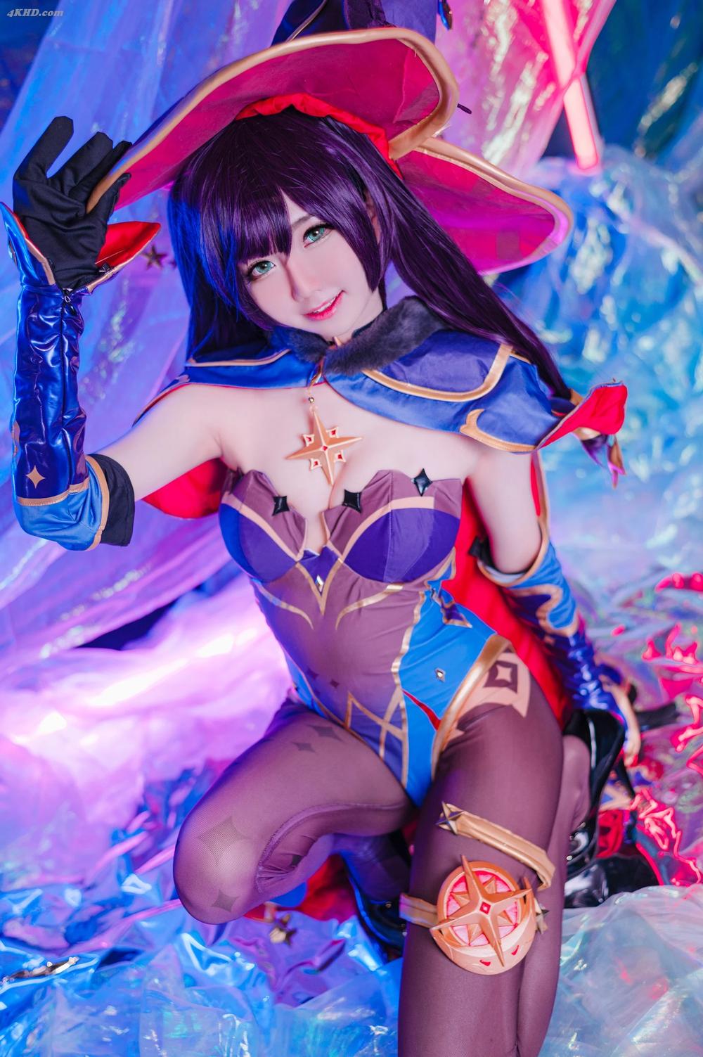 《Sally Dorasnow – Mona(81MB)(33photos)》图集预览