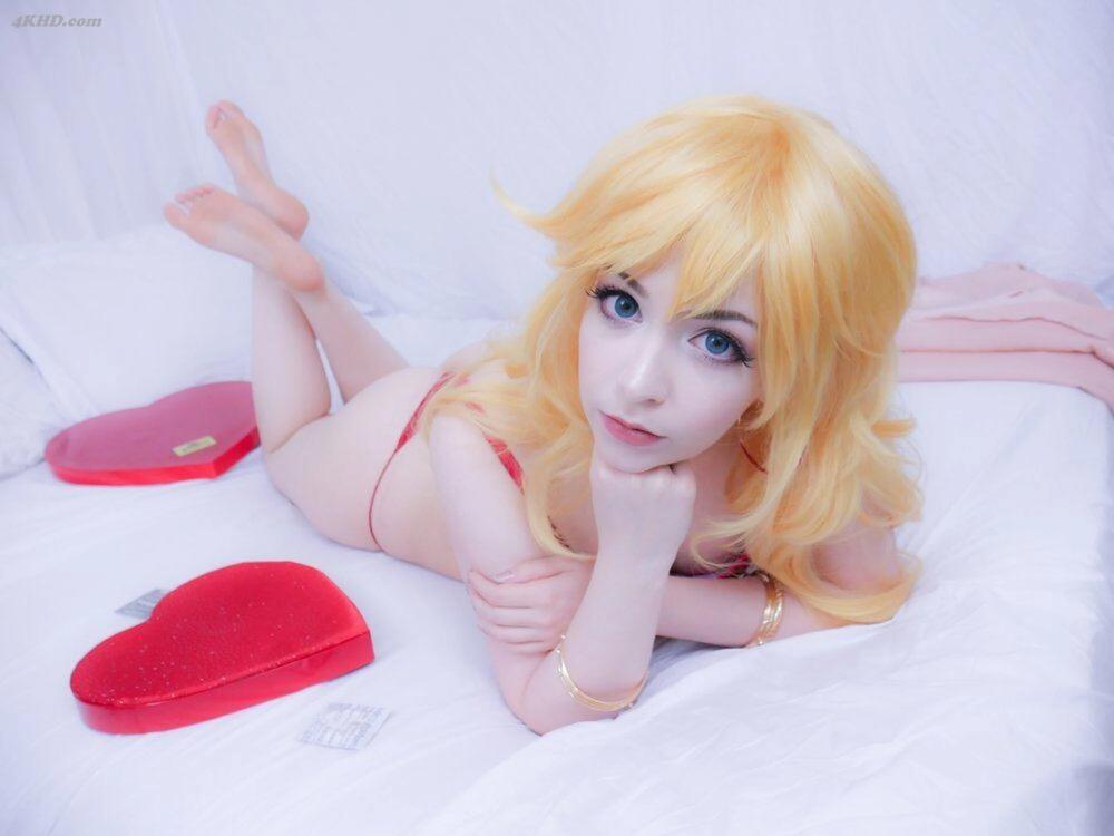 《(Cosplay) Quackiess – Panty (panty and stocking with garterbelt)(66MB)(32photos)》图集预览
