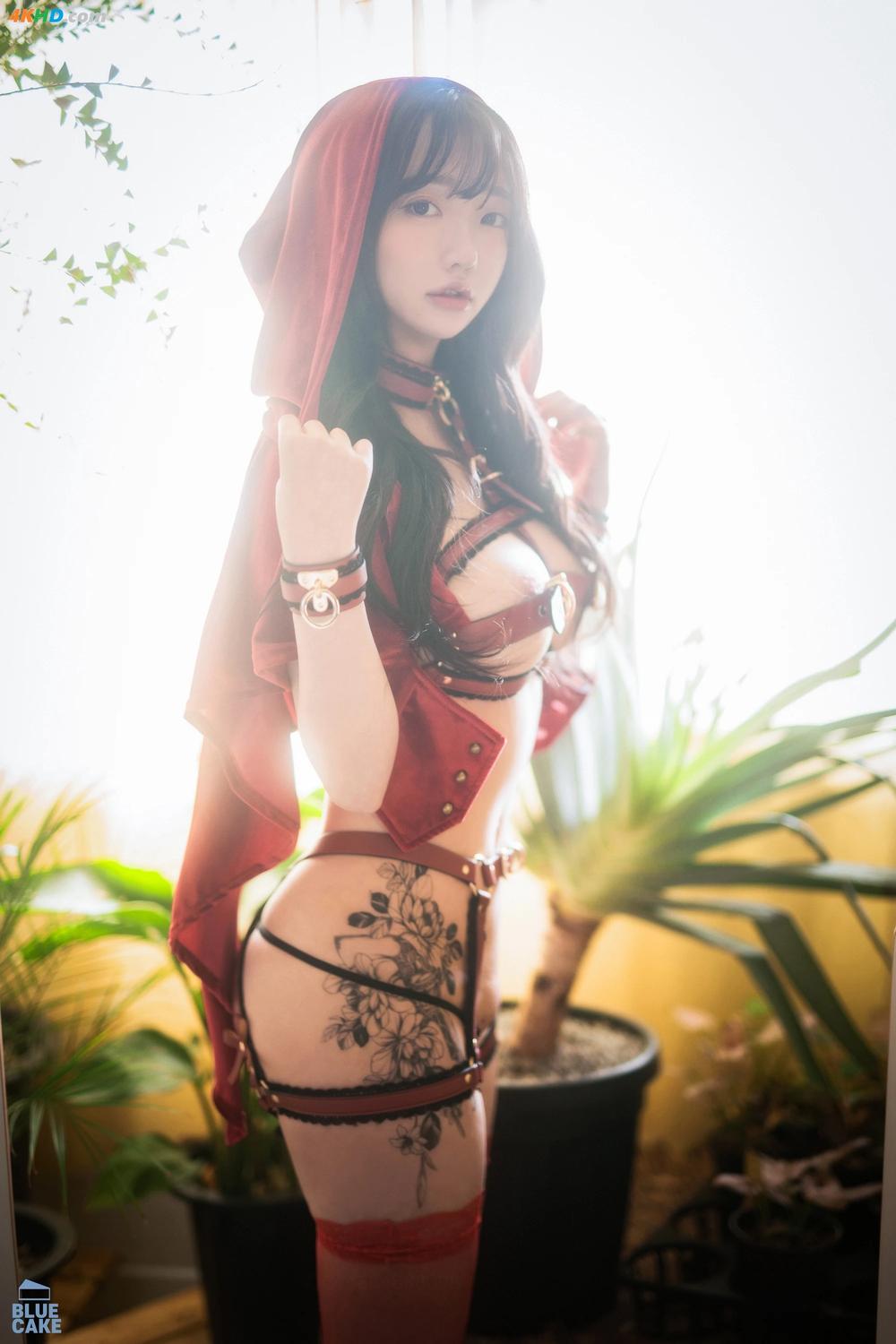 《[BLUECAKE] Son Ye-Eun (손예은) – REDHOOD SM( 50 P)》图集预览