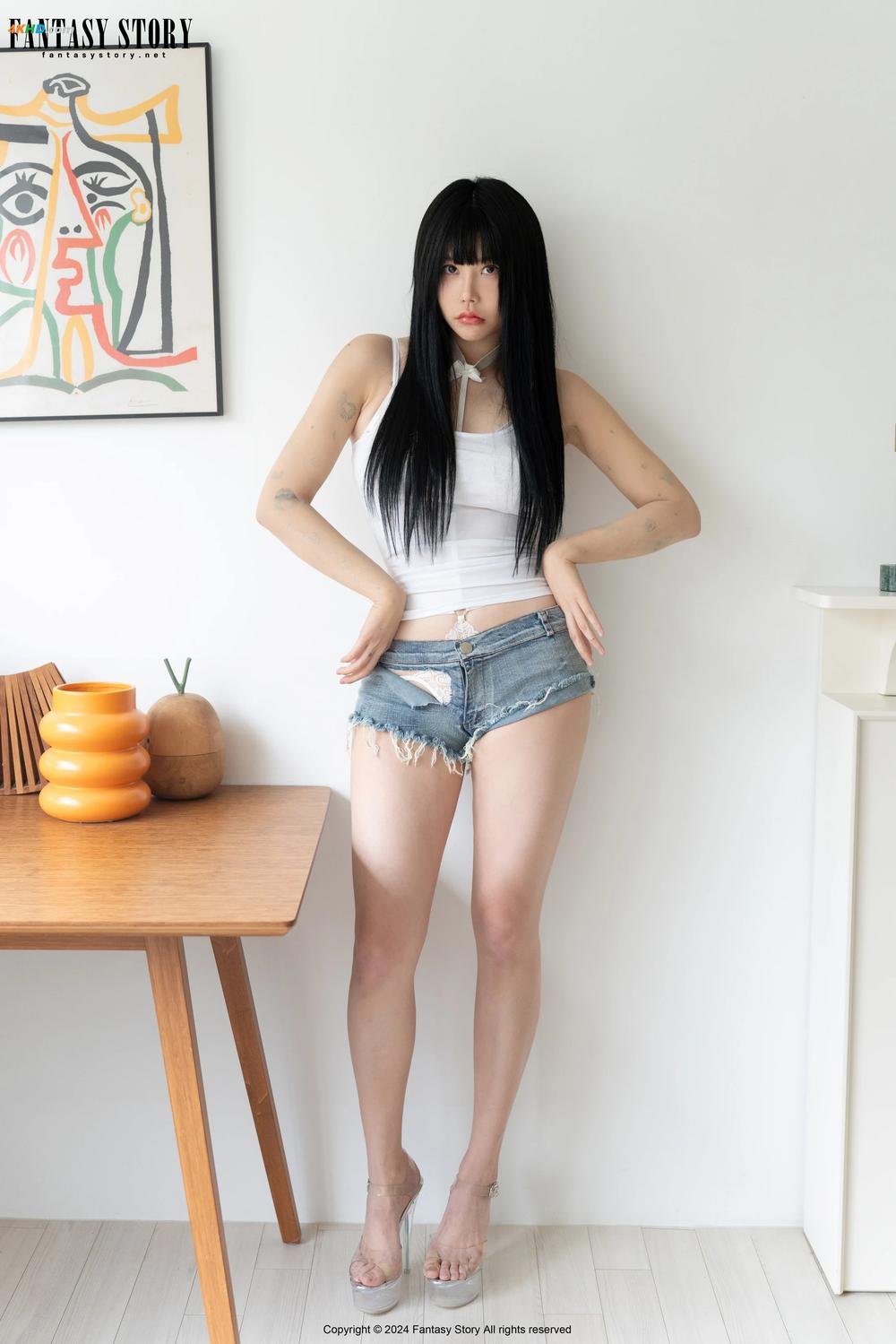 《[Fantasy Story] Sera Vol.1 – The Lewd Temptation Of A Lingerie Model[3625MB-93photos]》图集预览