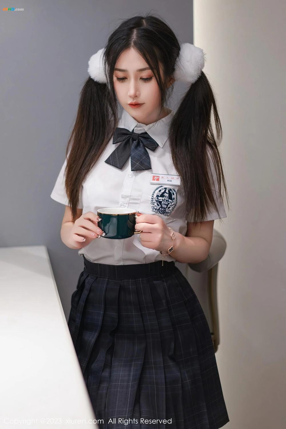 《XIUREN No.6397 laura阿姣[253MB-82photos]》图集预览