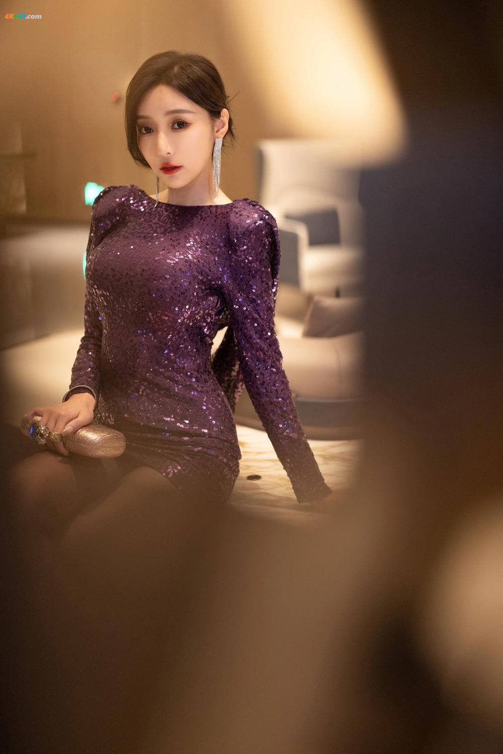 《王馨瑶Yanni – 内购 紫色亮片大露背[579MB-82photos]》图集预览