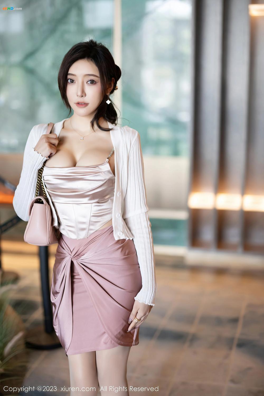 《[Xiuren秀人网]2023.11.09 NO.7640 王馨瑶yanni[433MB-89photos]》图集预览