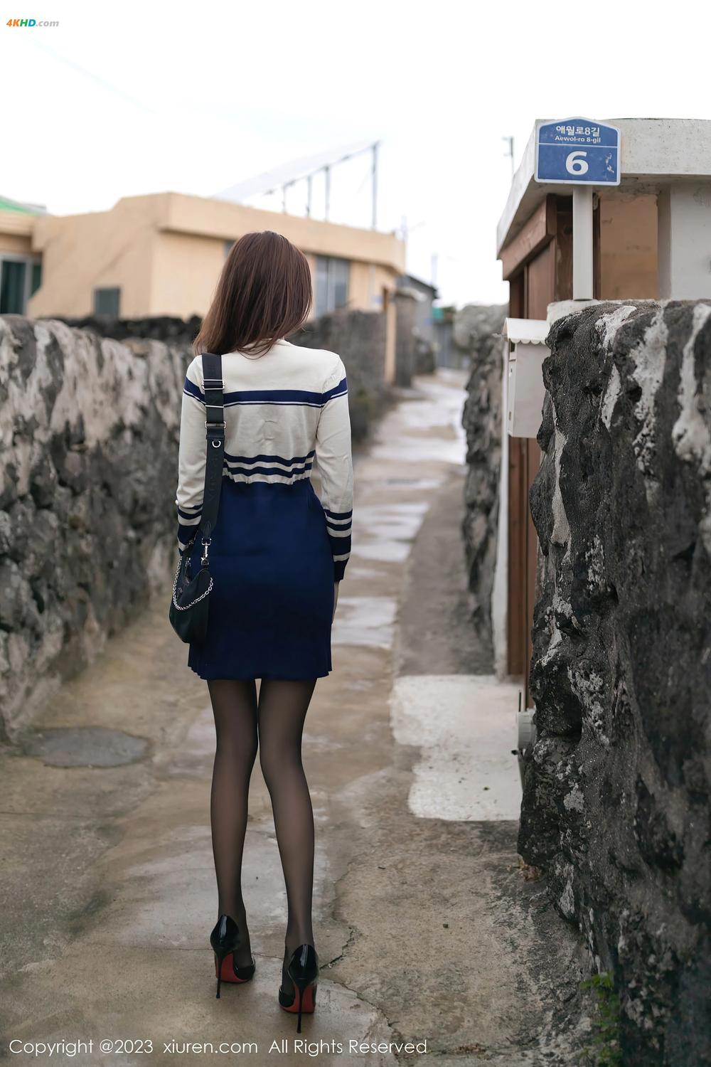 《[Xiuren秀人网]2023.11.02 NO.7606 陆萱萱[406MB-80photos]》图集预览