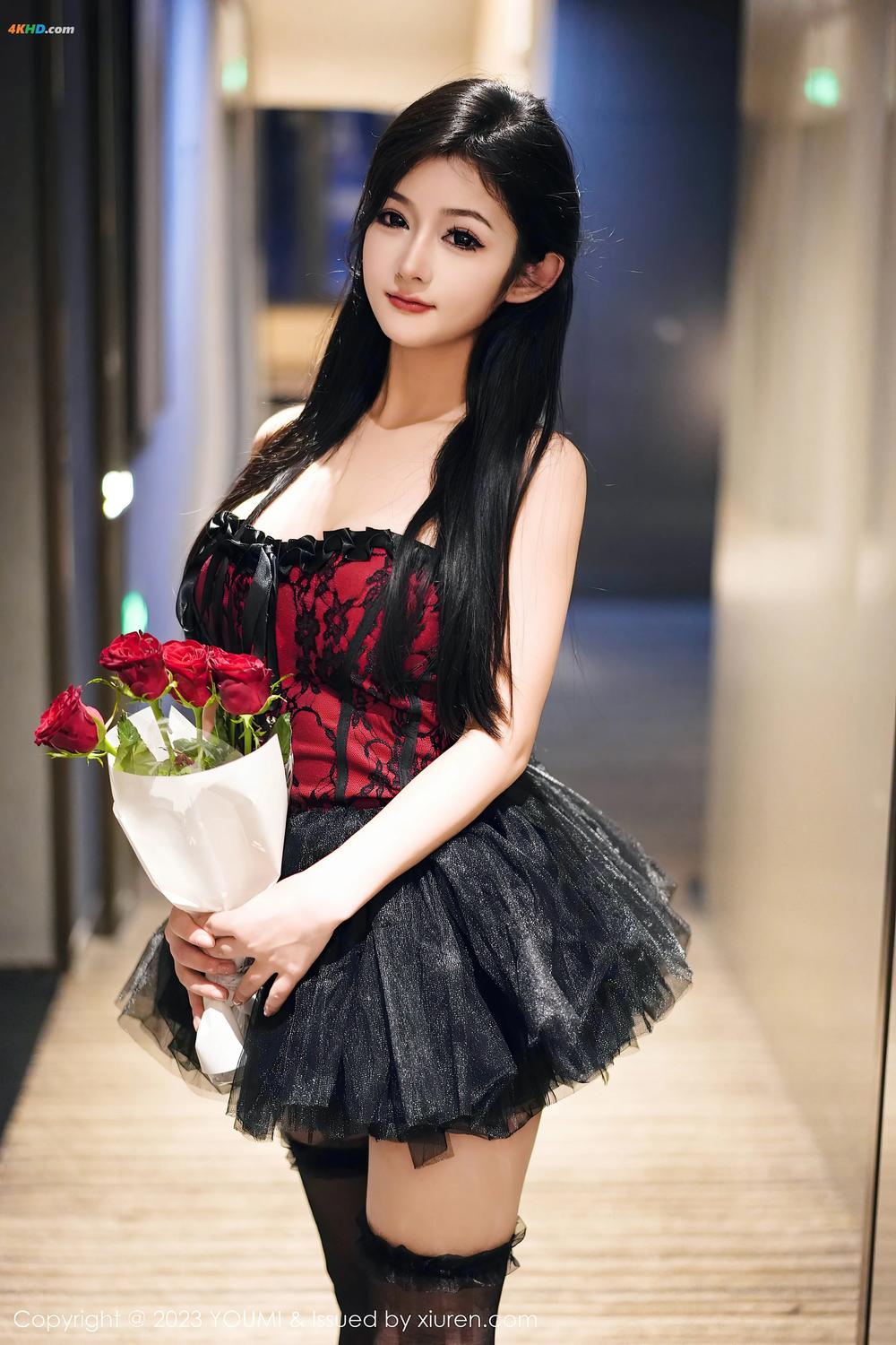 《[YouMi尤蜜荟]2023.10.10 VOL.991 谭小灵[420MB-75photos]》图集预览