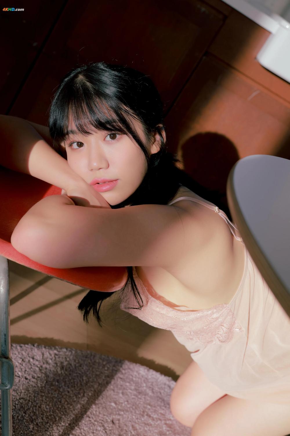 《SWTB Vol.22 – part 02 Seethrough YUI[542MB-42photos]》图集预览