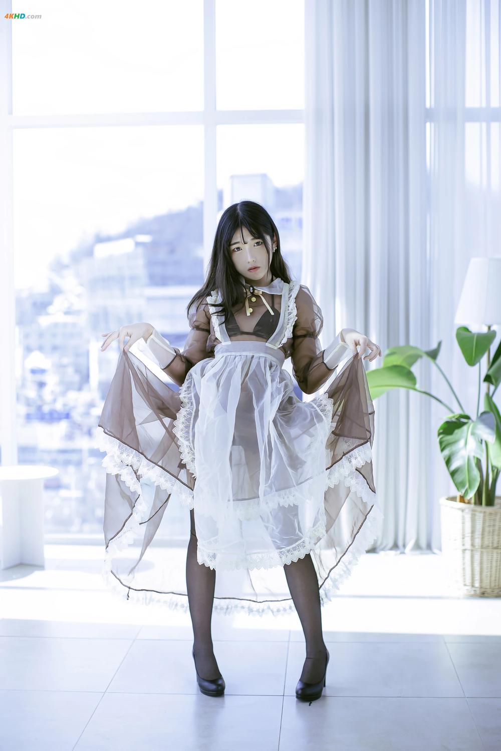 《SonSon (손손) – Maid’s Gift[95MB-20photos]》图集预览