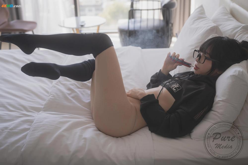 《Pure Media Vol.262 – part 01 Jelly (젤리) – is watching ero animation[181MB-75photos]》图集预览