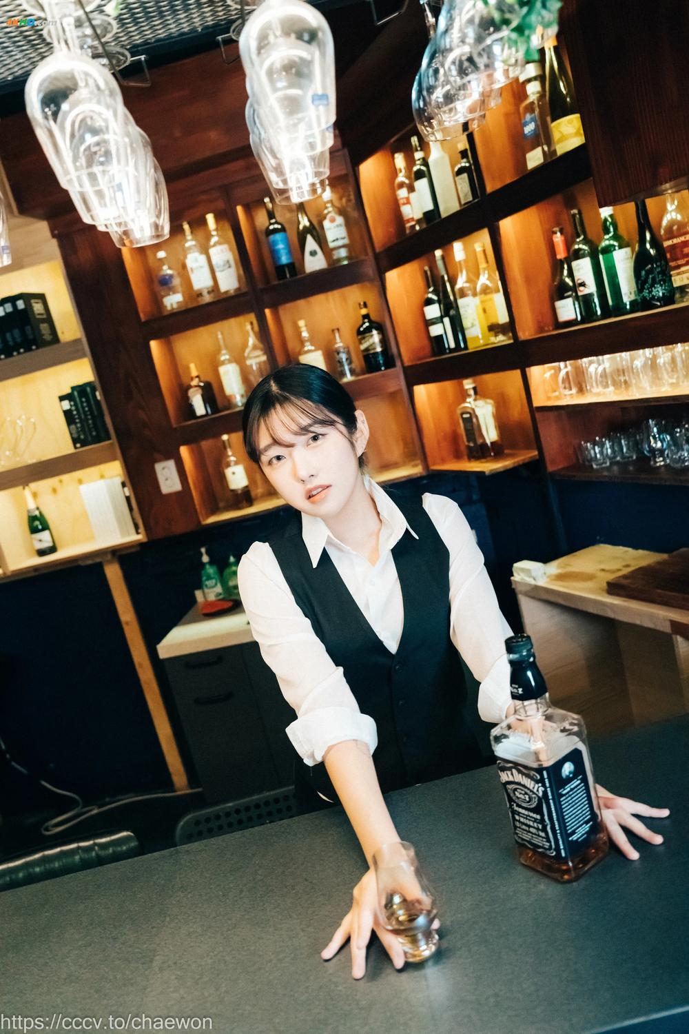 《[Loozy] SonSon (손손) – S Bar – part 01[785MB-50photos]》图集预览