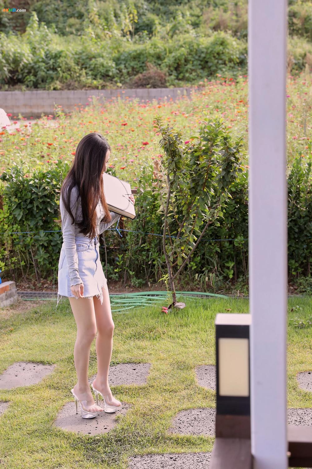 《[BUNNY] RISA – An interview with a parent – part 01[455MB-55photos]》图集预览