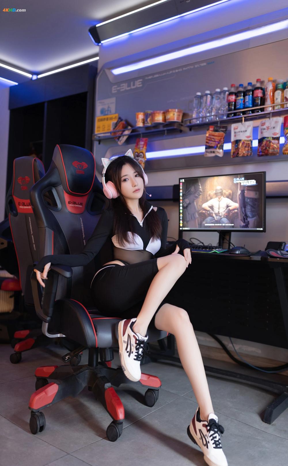 《鱼子酱Fish《电竞少女》写真[747MB-120photos]》图集预览