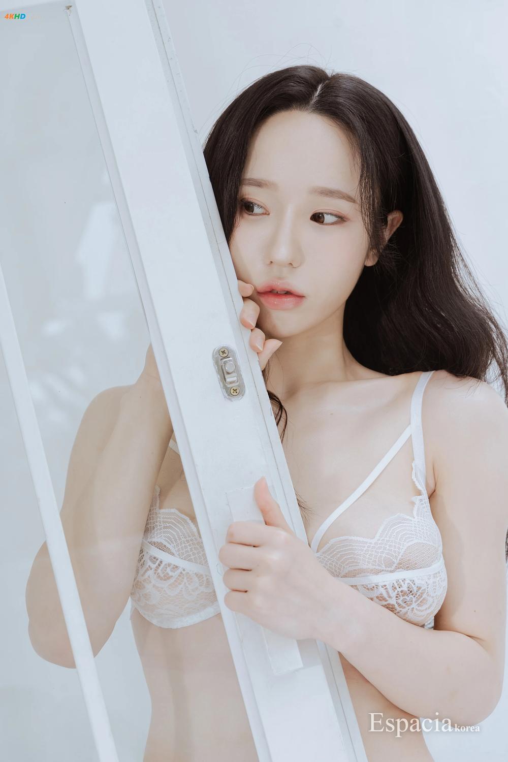 《[Espacia Korea] EHC #068 – YUNHA[238MB-50photos]》图集预览