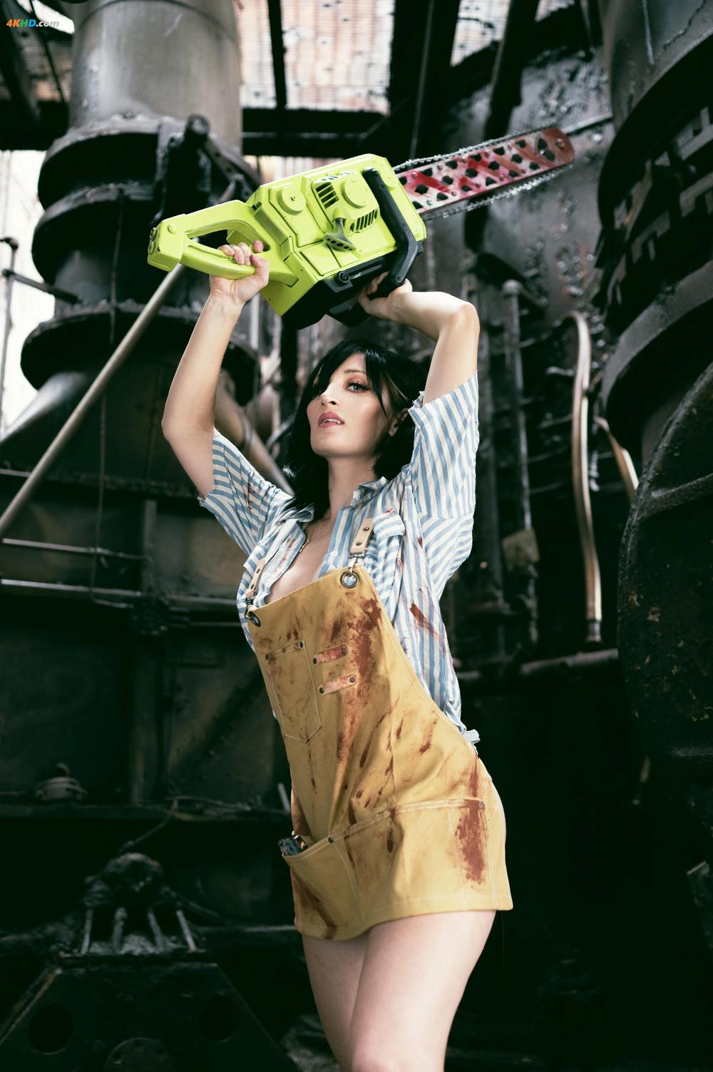 《Holly Wolf – Leatherface[182MB-19photos]》图集预览