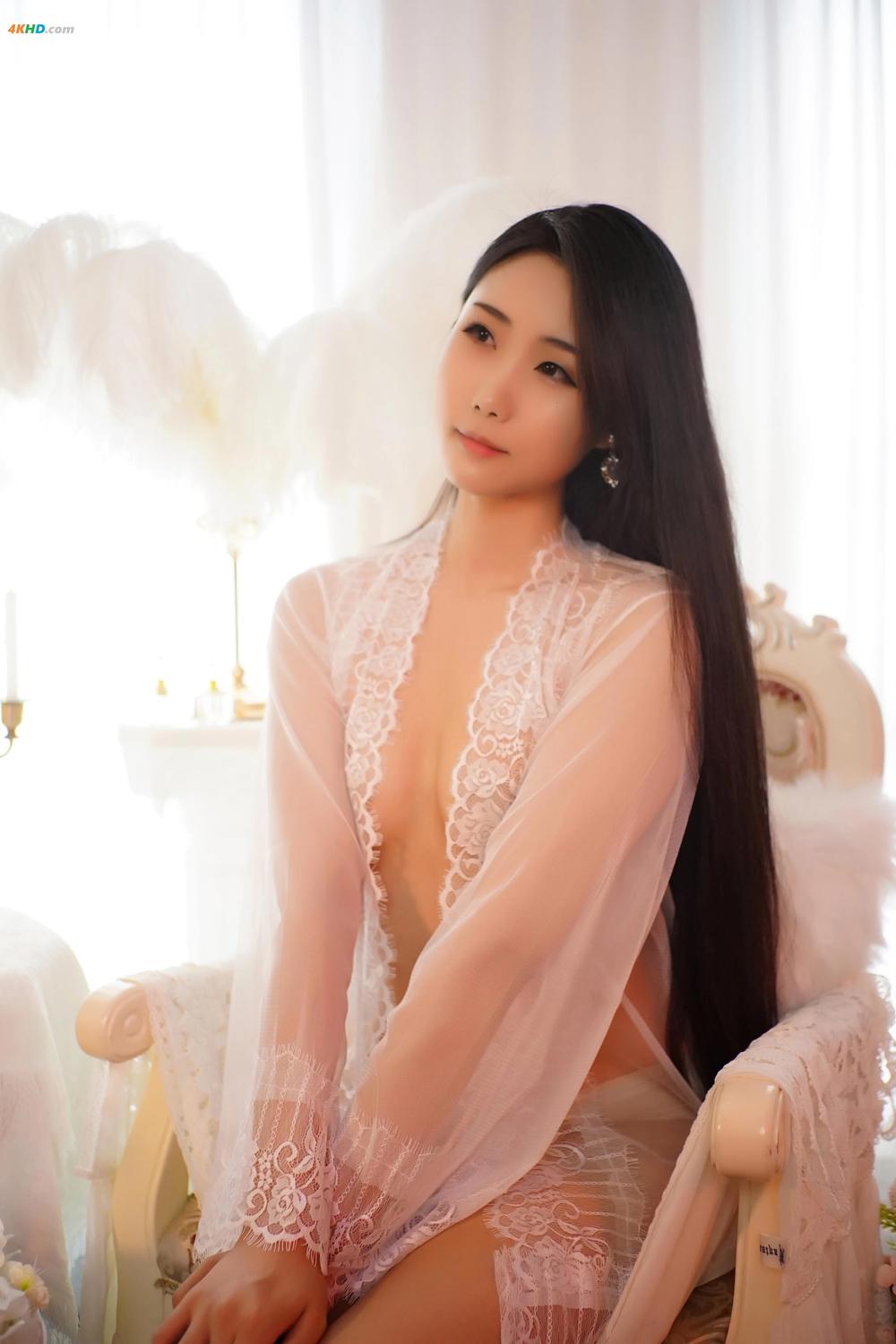 《曉美媽 – 微醺[115MB-32photos]》图集预览