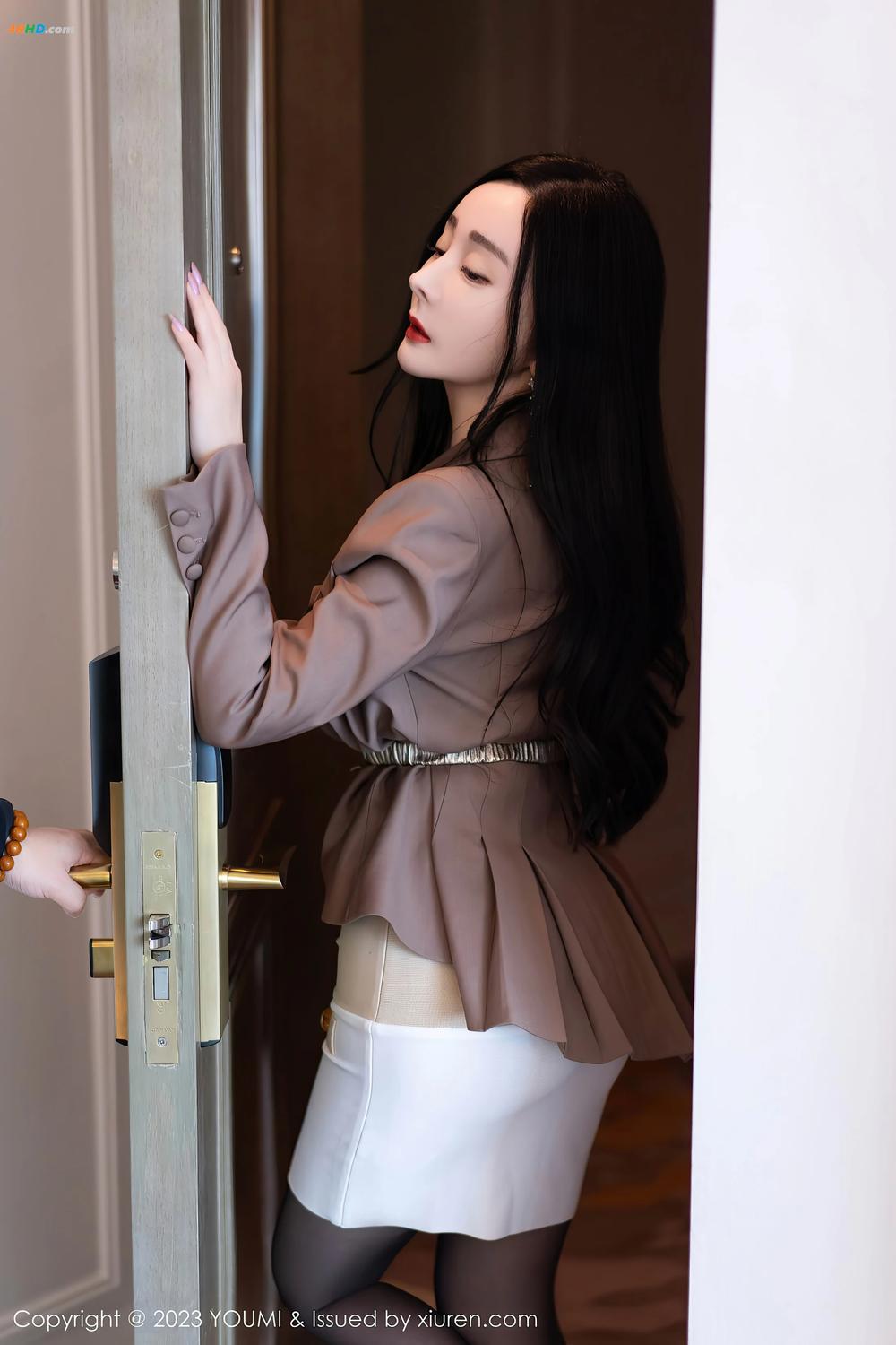 《[YouMi尤蜜荟]2023.06.12 VOL.950 允爾[343MB-74photos]》图集预览