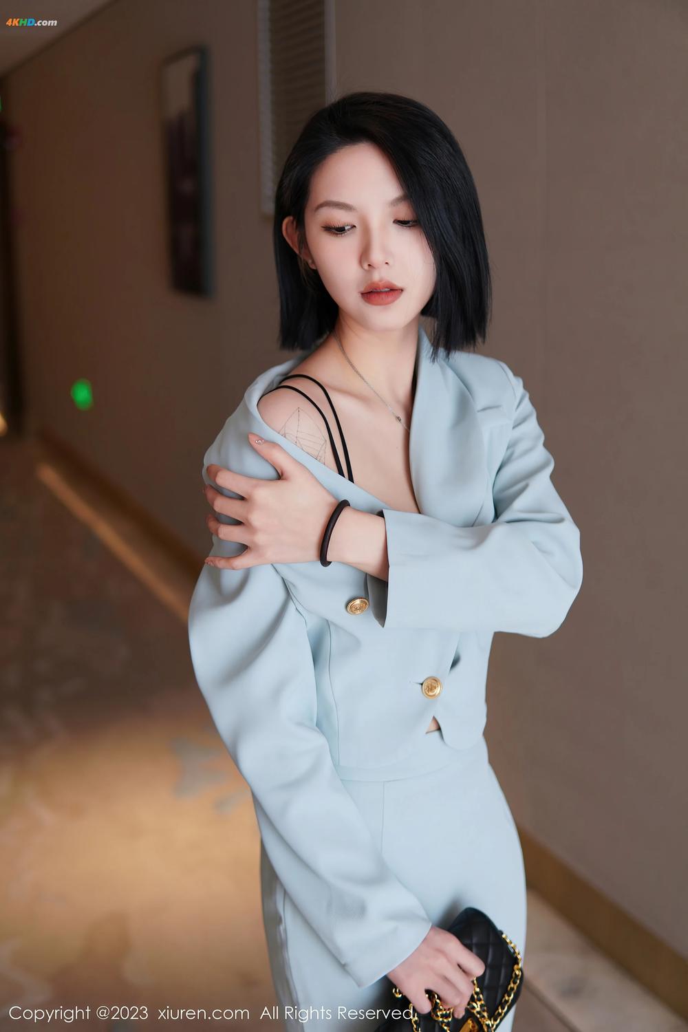 《[Xiuren秀人网]2023.06.09 NO.6885 乔一一[424MB-75photos]》图集预览