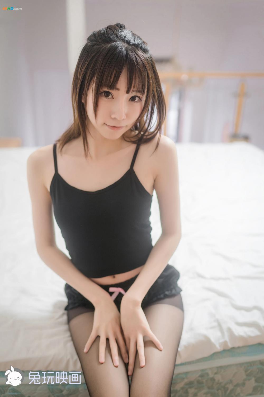 《Cosplay@兔玩映画 Vol.038 黑丝套装[84MB-40photos]》图集预览