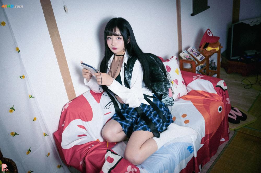 《PINK RIBBON – Jina (한지나) – part 01 지나의 교복 생활 Dark ver[194MB-18photos]》图集预览