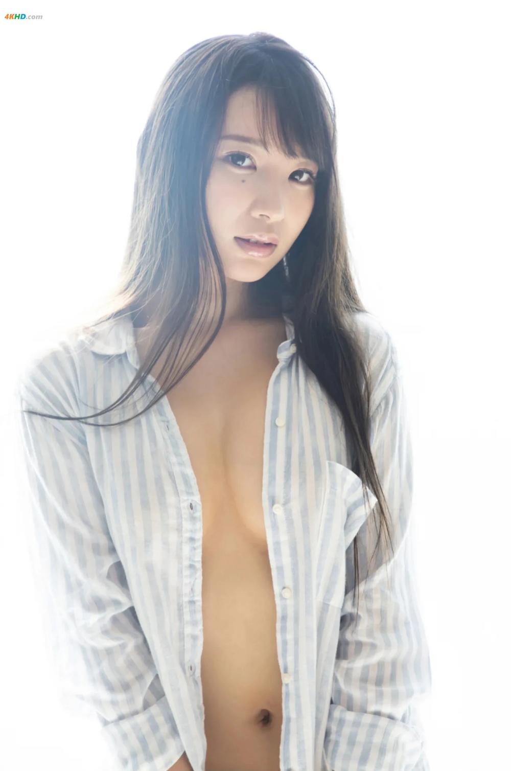 《海里 元高級デパート受付嬢が脱いだっ[39MB-64photos]》图集预览