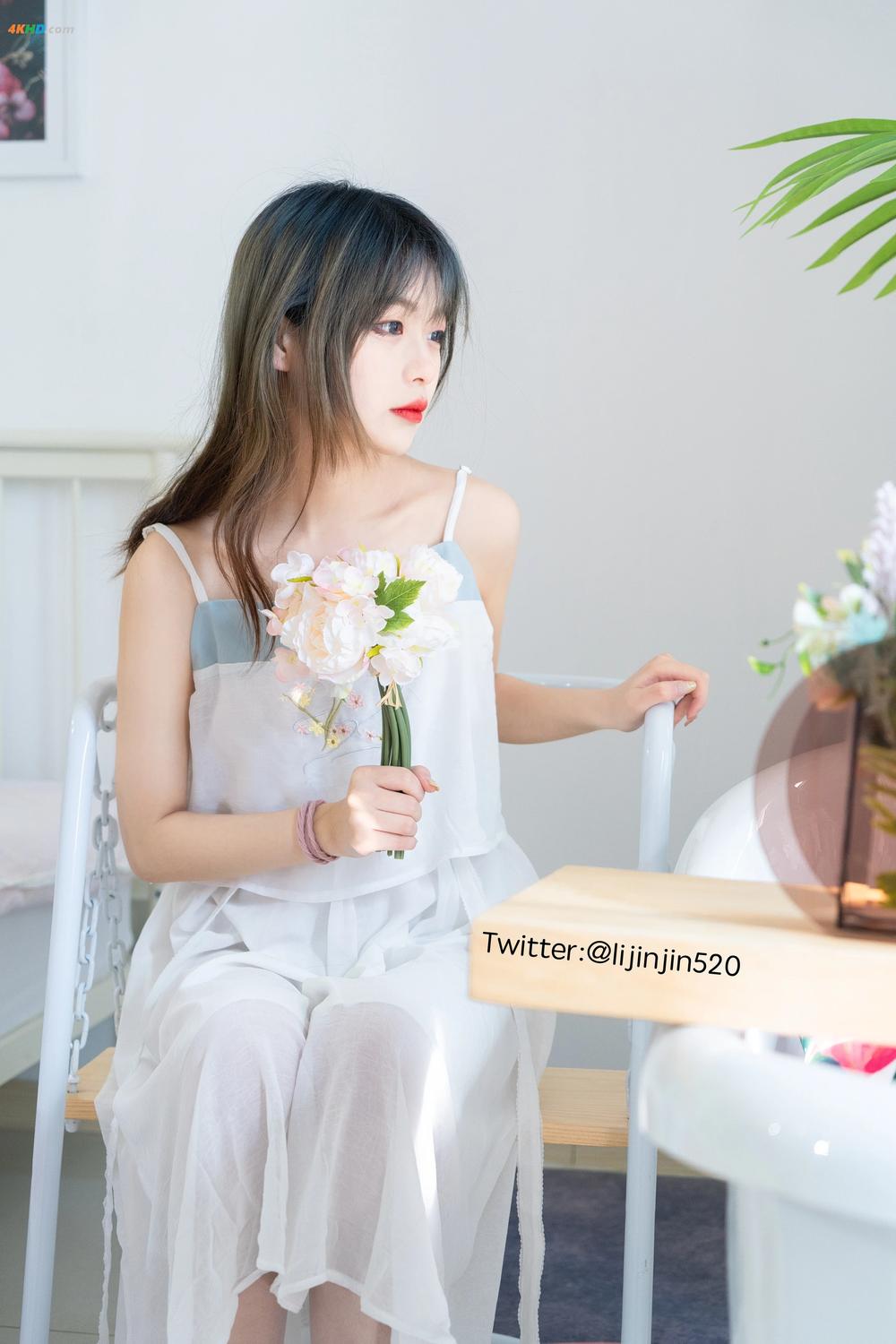《梨瑾瑾 – 室内吊带裙[147MB-20photos]》图集预览