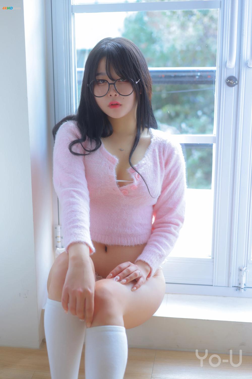 《[YO-U] Zia (지아) Vol.7 – part 01 year-end[289MB-60photos]》图集预览