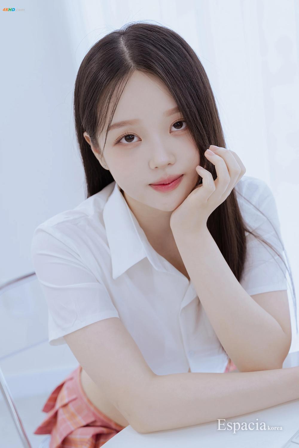 《[Espacia Korea] EHC #086 – part 01 SOMI (소미)[66MB-20photos]》图集预览