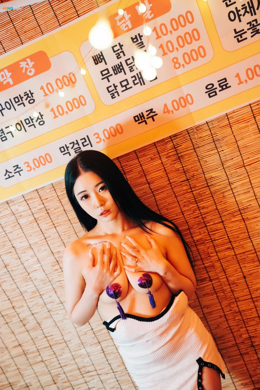 《[Loozy] Bomi (보미) – Street Stall – part 02[1120MB-56photos]》图集预览