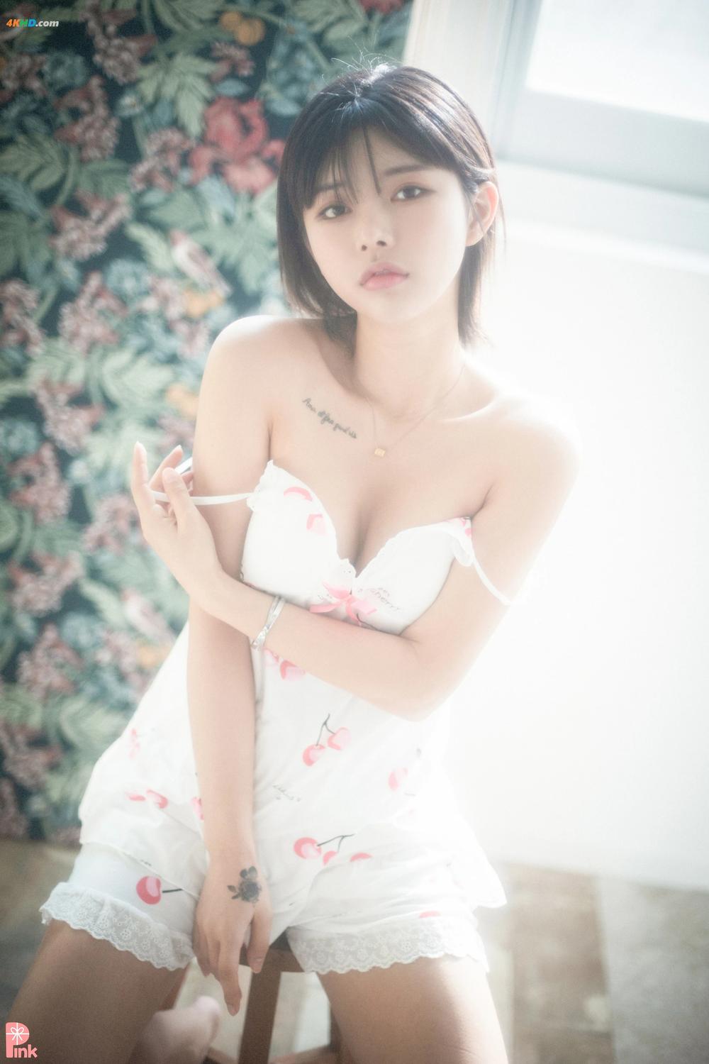 《PINK RIBBON – Uuuha (은유화) – Floral[89MB-265photos]》图集预览