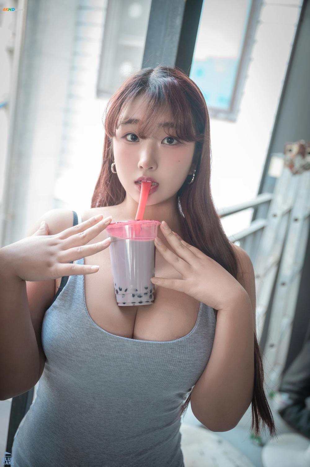 《[BLUECAKE] Ggubbu – Bubble Tea Challenge[892MB-130photos]》图集预览