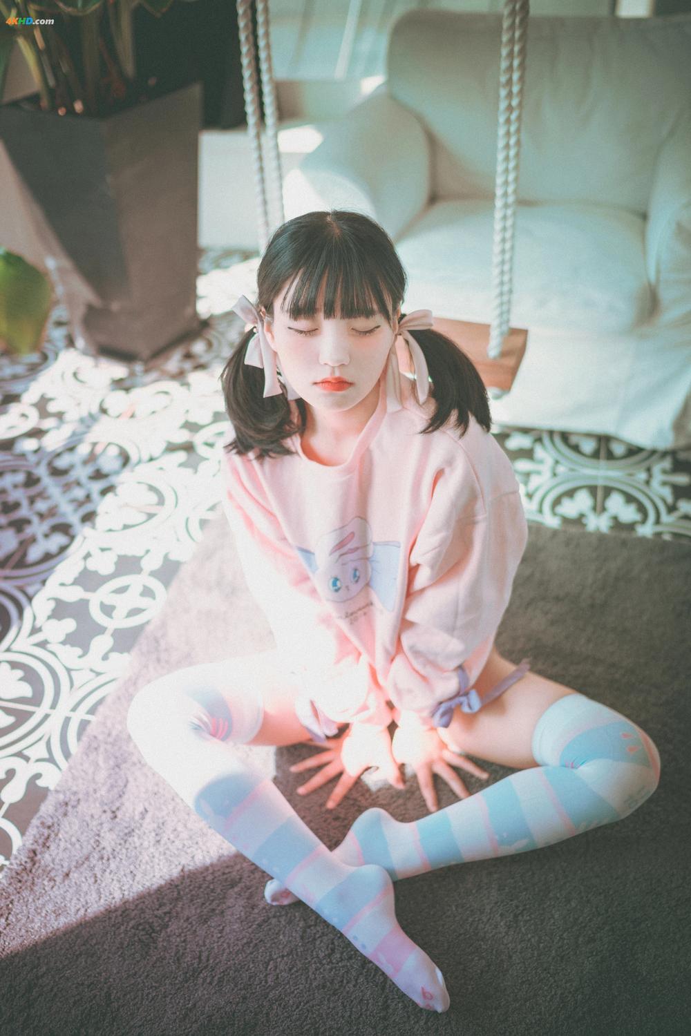 《Jenny__Lovely Pink[313MB-34photos]》图集预览