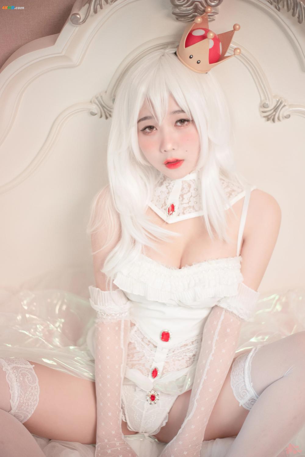 《[BlueCake] Zia – Trick or Treat[562MB-65photos]》图集预览