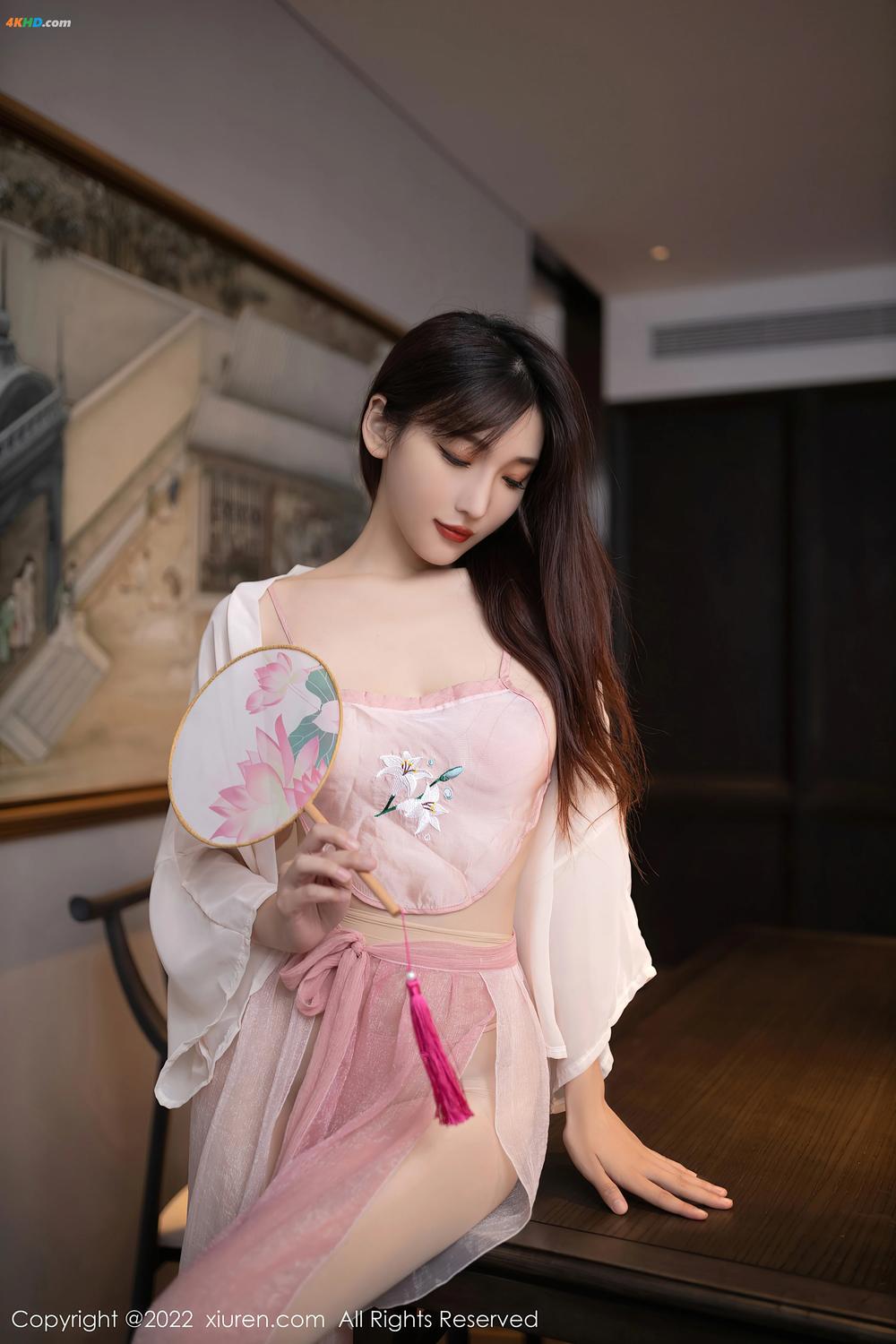《XIUREN No.5666 Lu Xuan Xuan (陆萱萱)[374MB-82photos]》图集预览
